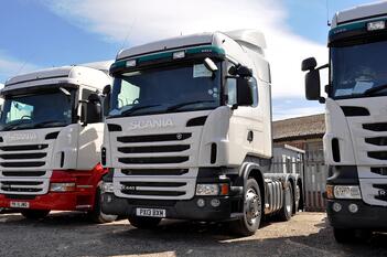 Managing safety in driving for work activity