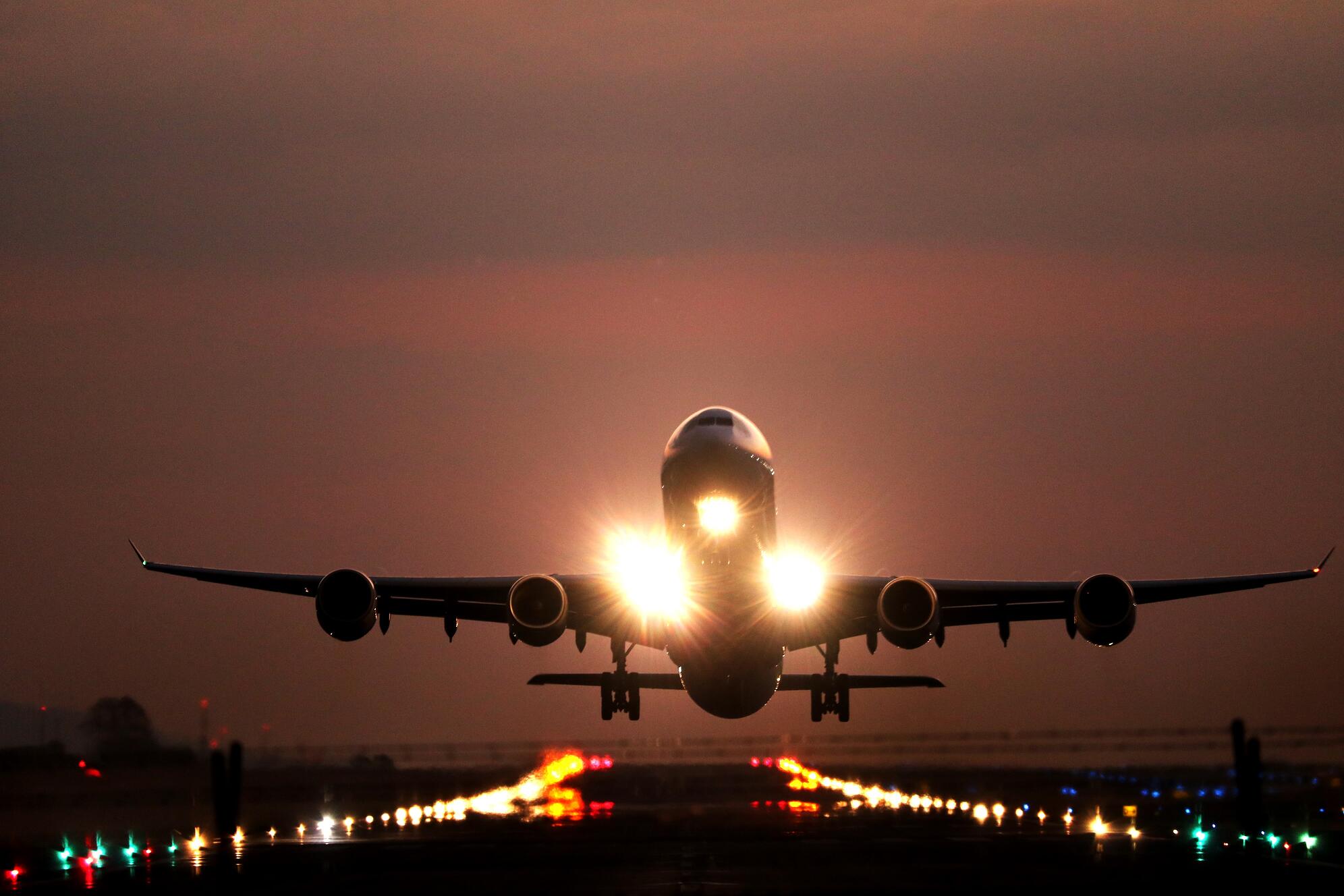 La demande continue de camions de restauration aéroportuaires atteindra de nouveaux sommets au cours de la prochaine décennie